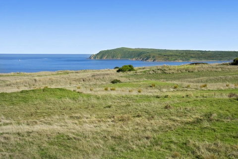 Arcadia Phillip Island - Tourism Cairns 20