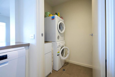 Arcadia Phillip Island - Tourism Cairns 13