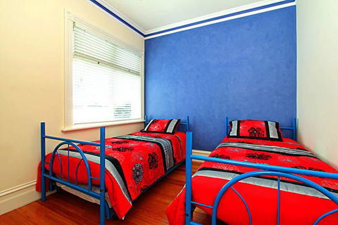 ABC Accommodation - Rosebud - Tourism Cairns 8