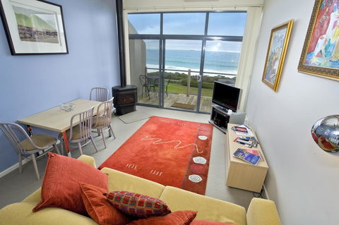 5 Whitecrest Great Ocean Road Resort - Ocean Views - Tourism Cairns 8