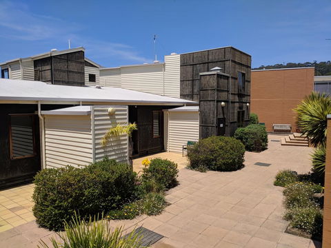 Lornebeach Apartments - Tourism Cairns 4