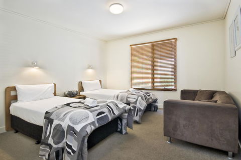 Lornebeach Apartments - Tourism Cairns 31