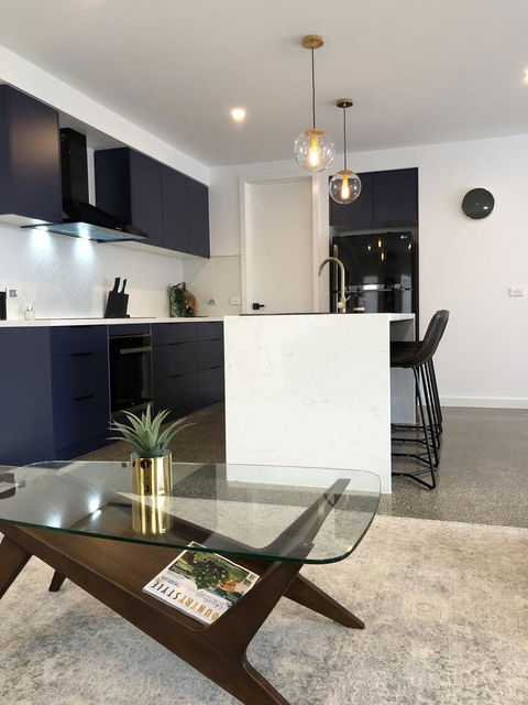 Escape On Birch - Tourism Cairns 0