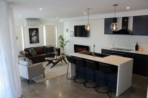 Escape On Birch - Tourism Cairns 2