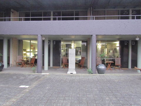 The Olive Tree Motel - Tourism Cairns 18