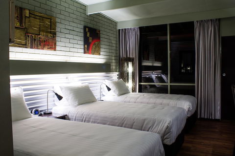 The Olive Tree Motel - Tourism Cairns 2