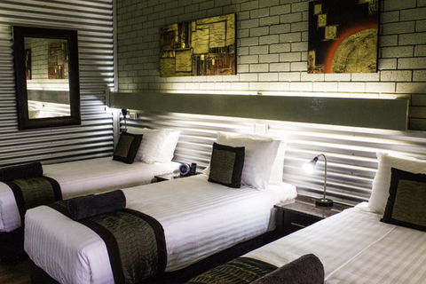 The Olive Tree Motel - Tourism Cairns 3