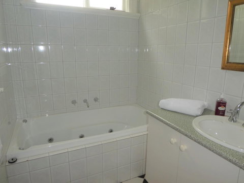 Fairbank House - Tourism Cairns 14