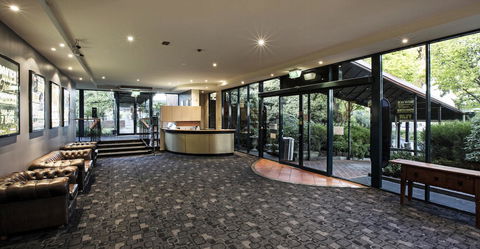 Burvale Hotel - Tourism Cairns 18