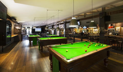 Burvale Hotel - Tourism Cairns 21