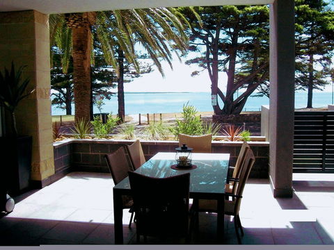 C-Scape Water Front Apartment - Tourism Cairns 0