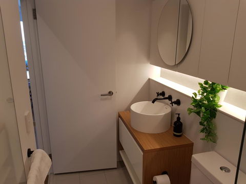 Ivanhoe Apartments - Tourism Cairns 24