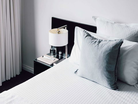 Quay West Suites Melbourne - Tourism Cairns 39