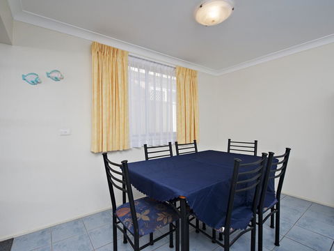 The Breakers, 16B Government Road - Tourism Cairns 3