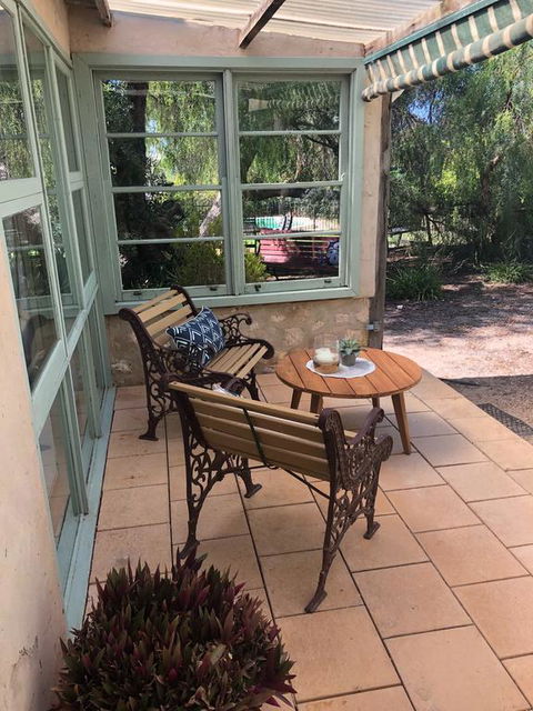 The Coach House - Tourism Cairns 3