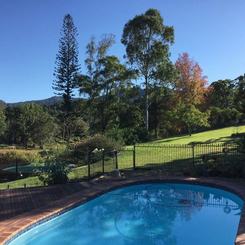 The Croft Bed And Breakfast - Tourism Cairns 3