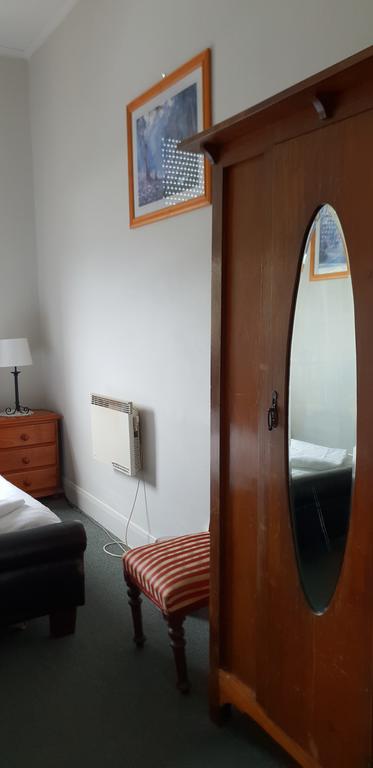 The Eastern Hotel - Tourism Cairns 2