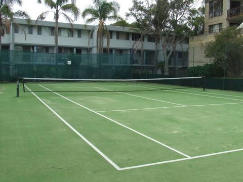 The Dunes Unit 5 - Fingal Bay - Tourism Cairns 1