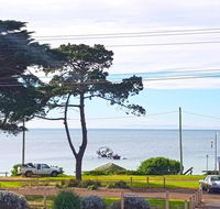 The Esplanade Holiday Home - Tourism Cairns