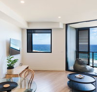 The Edge - Luxurious Waterfront Apartment - Tourism Cairns