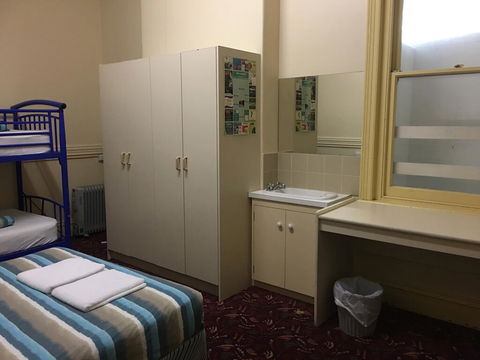 The Formby Hotel - Tourism Cairns 1