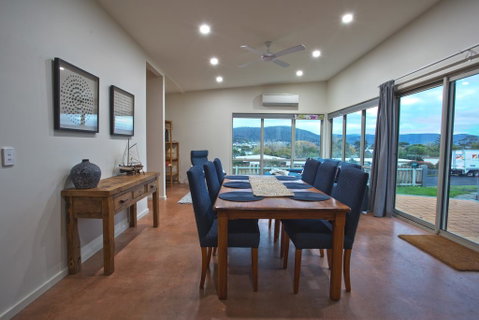 The Hill House - Tourism Cairns 2