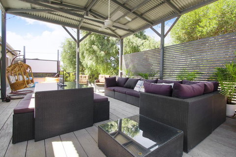 The Jetty - Tourism Cairns 3