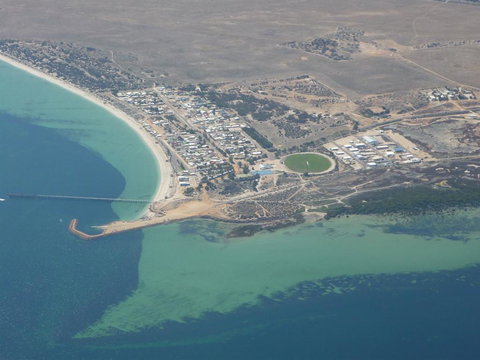 The Jewel Of The Bay - Tourism Cairns 0