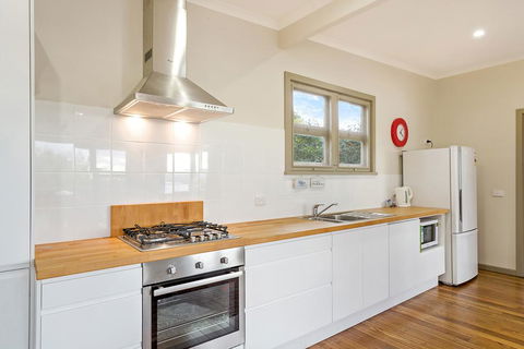 The Love Shack - Tourism Cairns 1