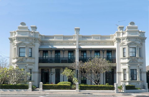 The Lurline Randwick - Tourism Cairns 2