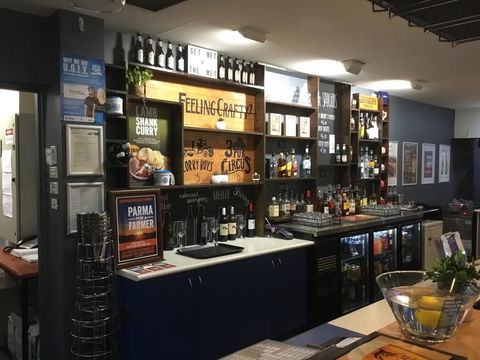 The Metropolitan Hotel - Tourism Cairns 1