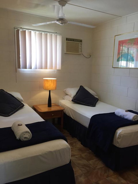 The Palms At Palm Cove - Tourism Cairns 3