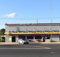 The Queensland Hotel - Tourism Cairns