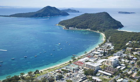 The Shoal Apartments, Unit 410/4-8 Bullecourt Street - Tourism Cairns 1