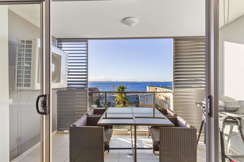 The Shoal Apartments, Unit 410/4-8 Bullecourt Street - Tourism Cairns 3