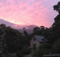 The Stone Cottage with tennis court - Tourism Cairns