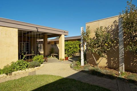 The Terrace Grove - Tourism Cairns 0