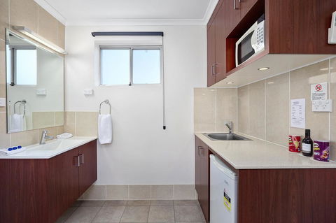 Thunderbird Motel Yass - Tourism Cairns 3