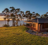 Tinderbox Cliff House - Tourism Cairns