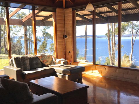 Tinderbox Cliff House - Tourism Cairns 2