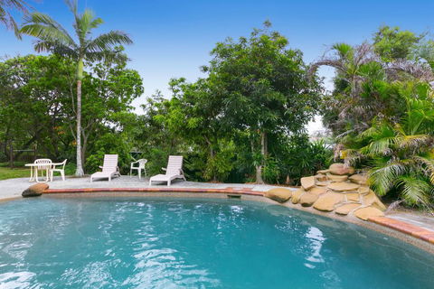 Toowong Villas - Tourism Cairns 0