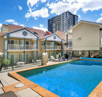 Toowong Inn  Suites - Tourism Cairns