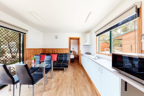 Torquay Foreshore Caravan Park - Tourism Cairns 2