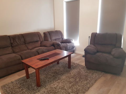 Towncrackers Guest House - Tourism Cairns 3