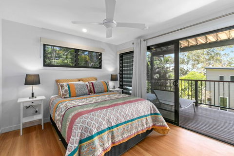 Tramican Street House - Tourism Cairns 0