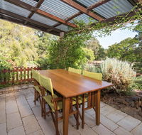 Trastevere Cowaramup Farm House - Tourism Cairns
