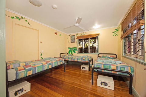 Travellers Oasis - Tourism Cairns 3