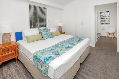 Tropical On McKenzie MK1 - Tourism Cairns 3