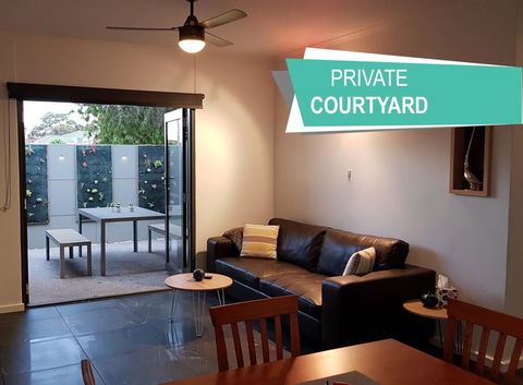 Two Bedroom Garden Apartment - Tourism Cairns 0