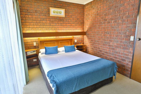Two Rivers Motel - Tourism Cairns 3